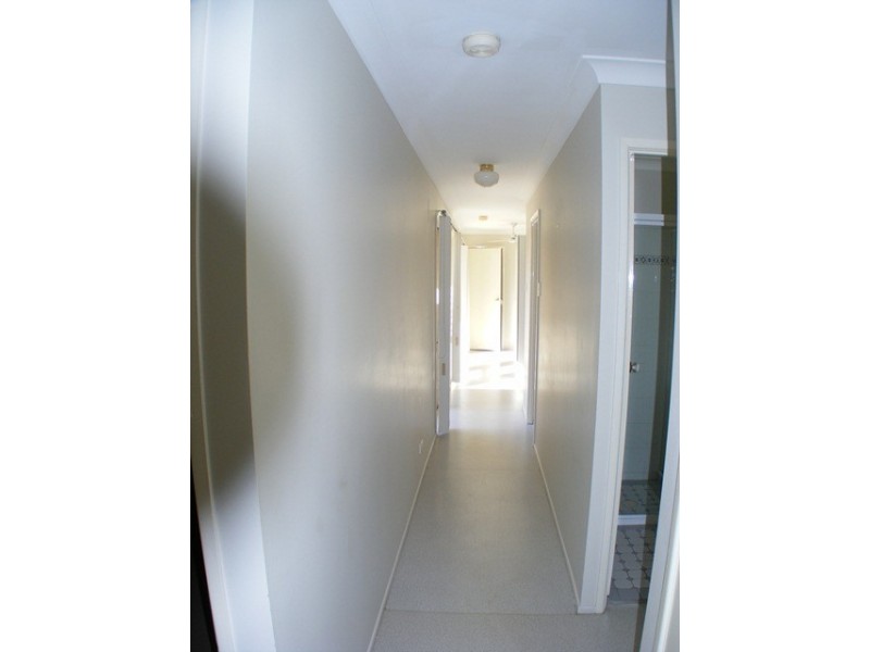 21 Dianthus Place, Flinders View QLD 4305