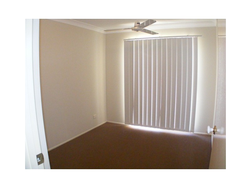 21 Dianthus Place, Flinders View QLD 4305