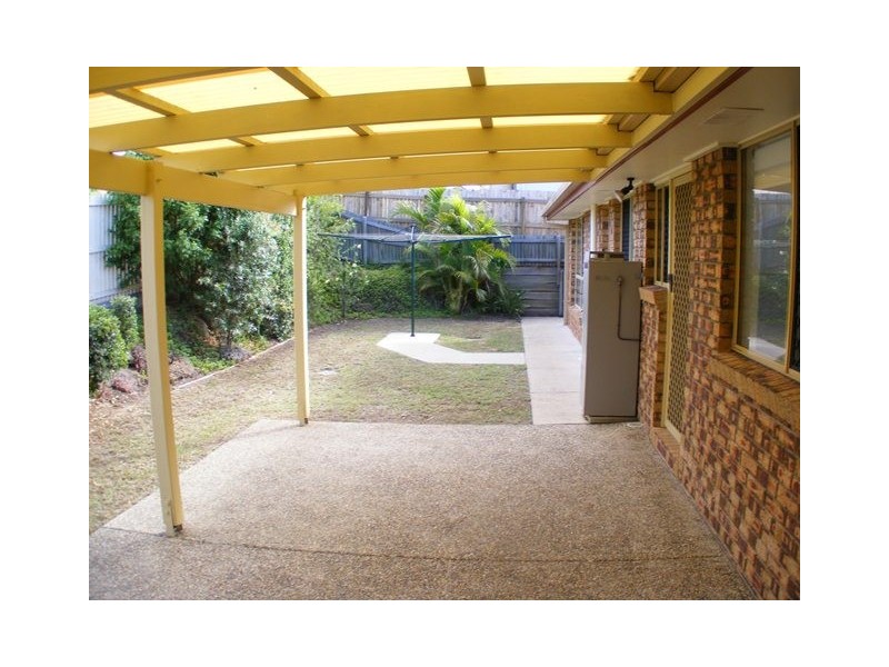 21 Dianthus Place, Flinders View QLD 4305