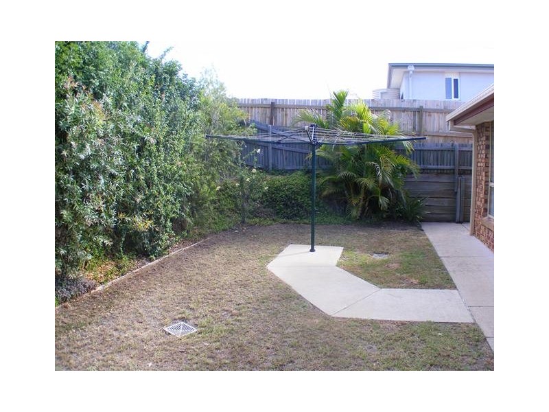 21 Dianthus Place, Flinders View QLD 4305