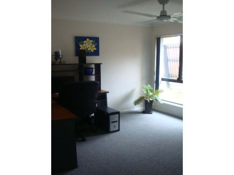 3 Wagtail Street, Flinders View QLD 4305
