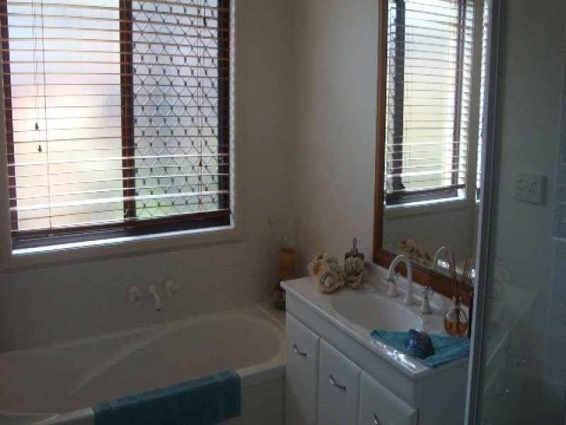 3 Wagtail Street, Flinders View QLD 4305