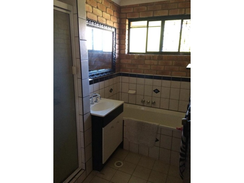 31 Greenway Street, Churchill QLD 4305