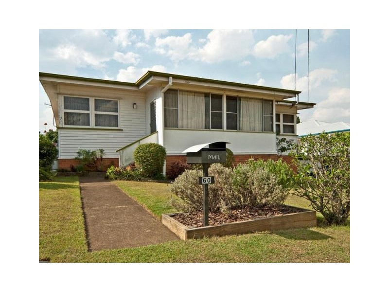 60 Samford Road, Leichhardt QLD 4305
