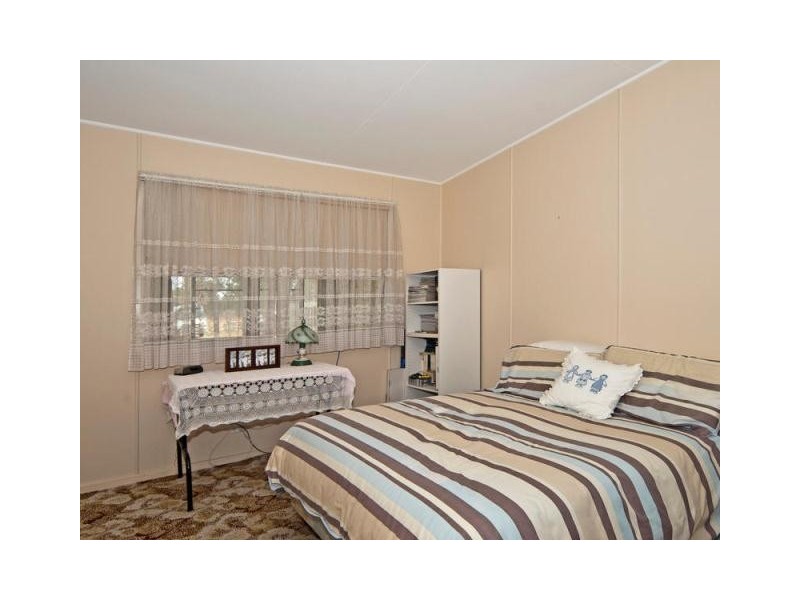60 Samford Road, Leichhardt QLD 4305