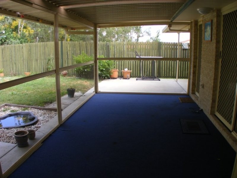 8 Palm Avenue, Raceview QLD 4305