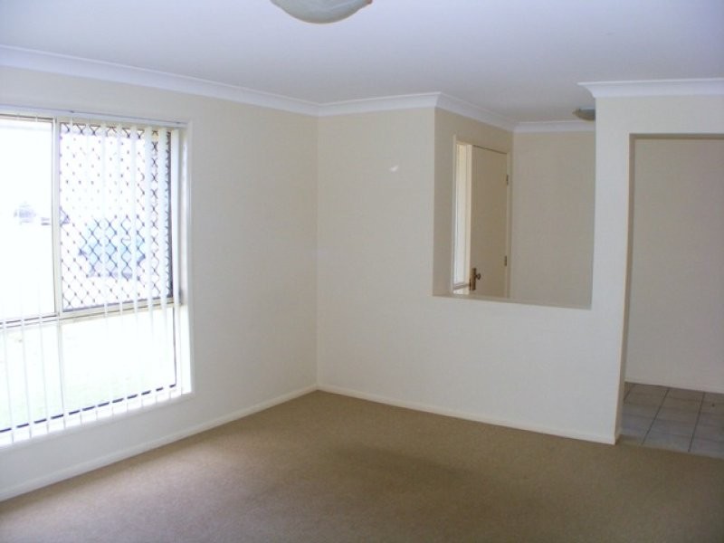 63 Lakeview Drive, Deebing Heights QLD 4306