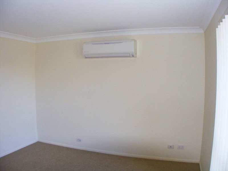 63 Lakeview Drive, Deebing Heights QLD 4306