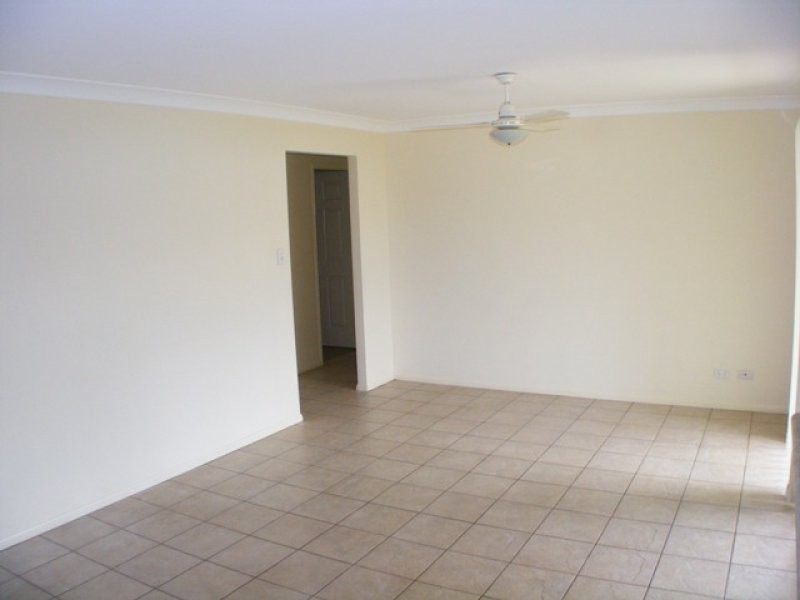 63 Lakeview Drive, Deebing Heights QLD 4306