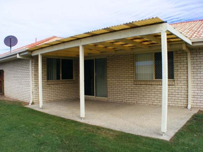 63 Lakeview Drive, Deebing Heights QLD 4306