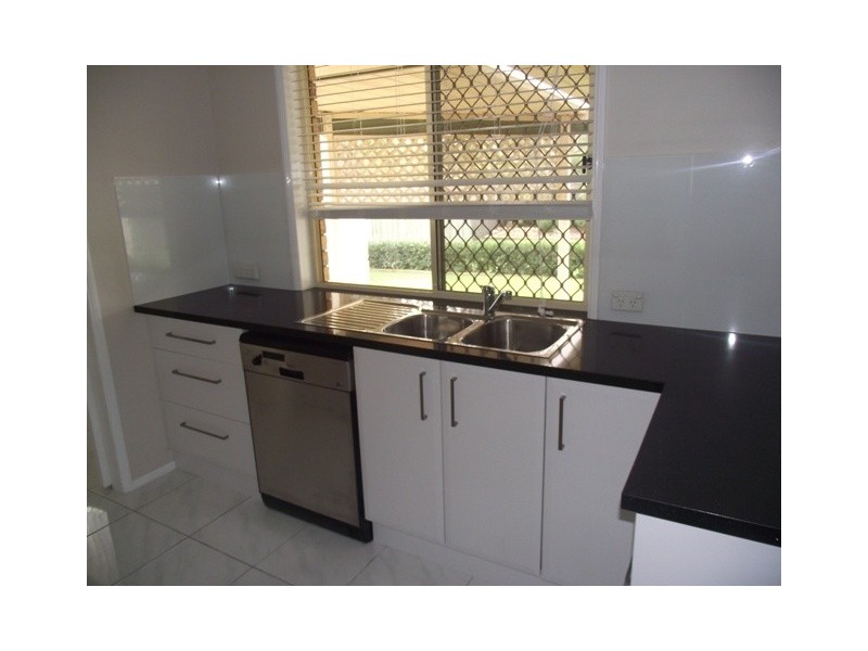 114 Equestrian Drive, Yamanto QLD 4305