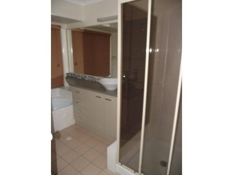 9 Sheppey Place, Yamanto QLD 4305