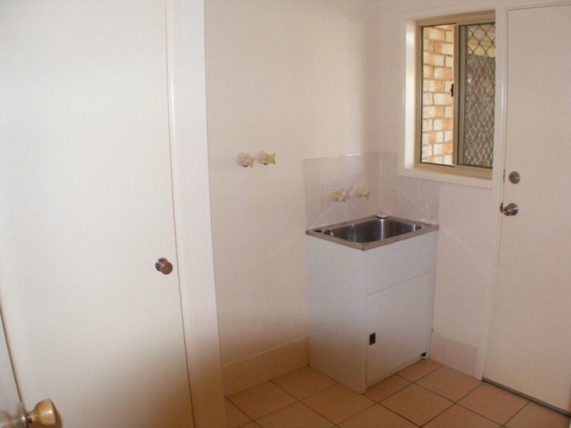 325 South Station Road, Raceview QLD 4305
