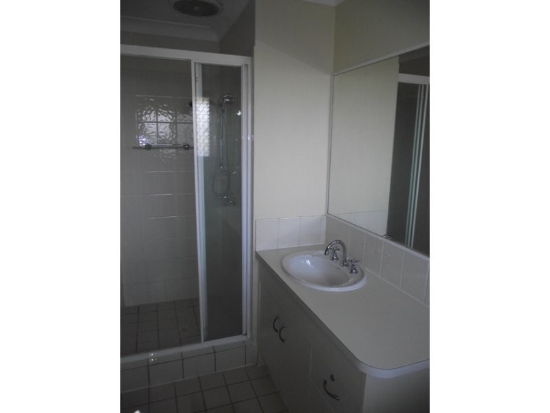 10 Arabian Close, Yamanto QLD 4305