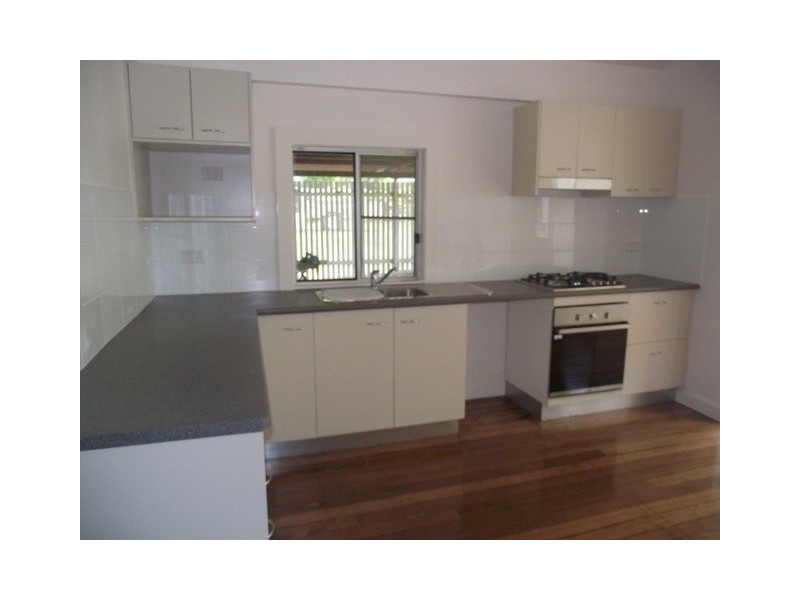 87 Whitehill Road, Eastern Heights QLD 4305