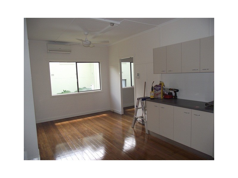 87 Whitehill Road, Eastern Heights QLD 4305