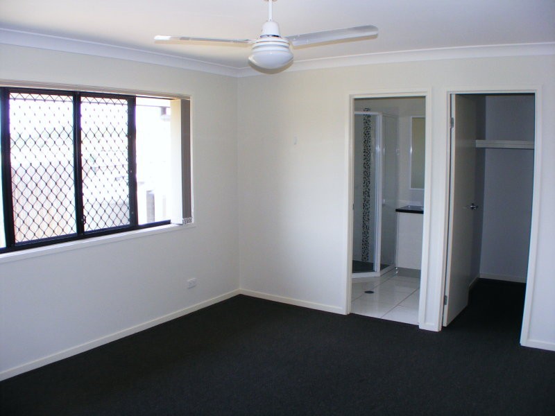 1/6 Aloe Street, Yamanto QLD 4305