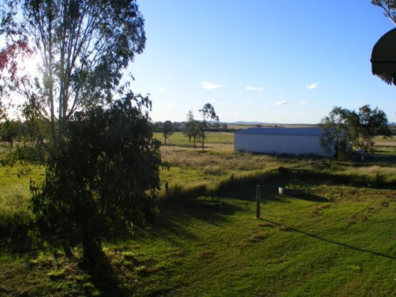 189B Churchbank Weir Road, Peak Crossing QLD 4306