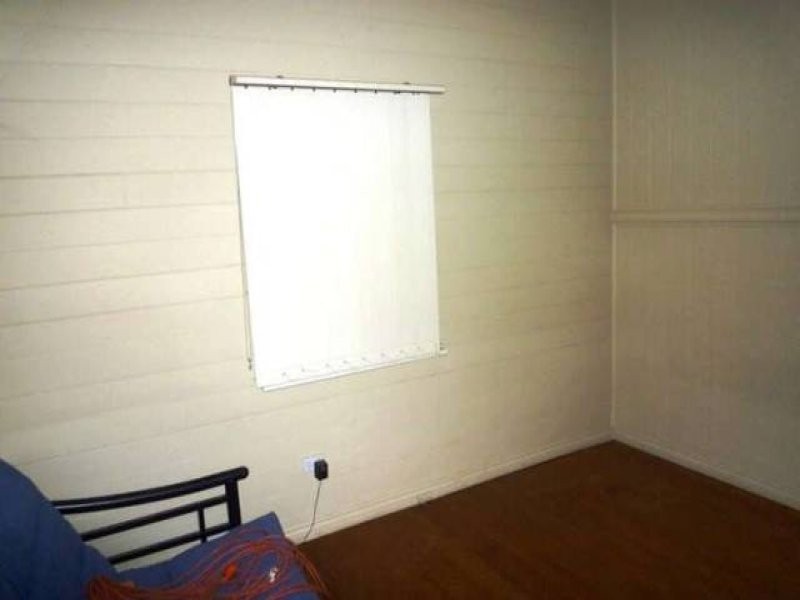 15 Elms Street, Bundamba QLD 4304
