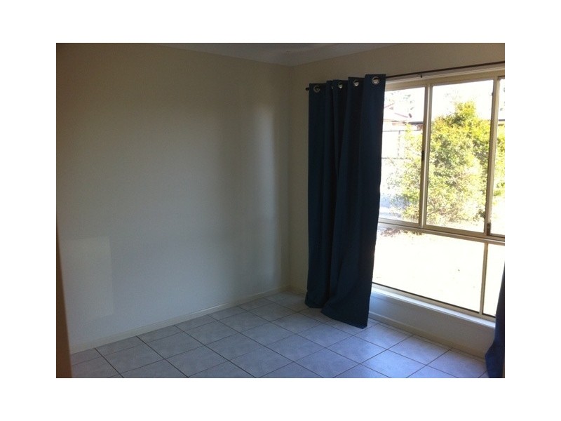 129 Sandalwood Drive, Yamanto QLD 4305