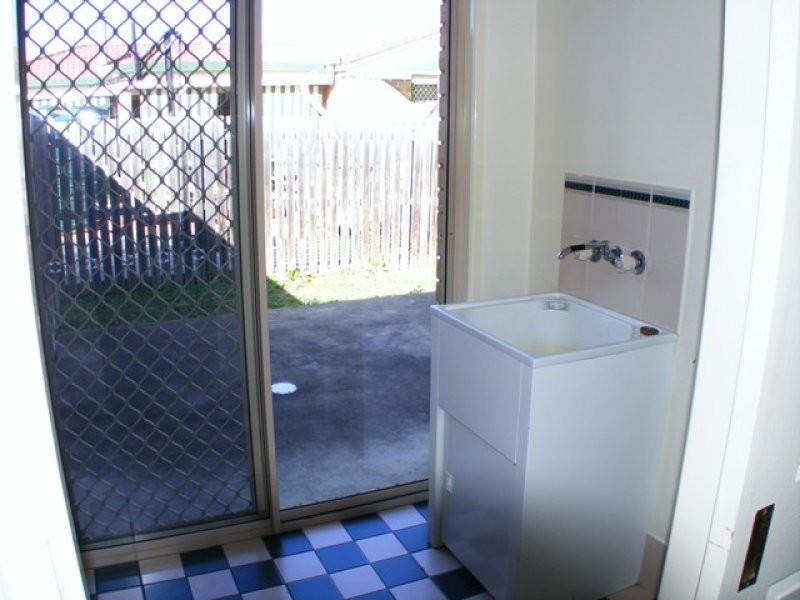 2/3 Settlers Way, Raceview QLD 4305