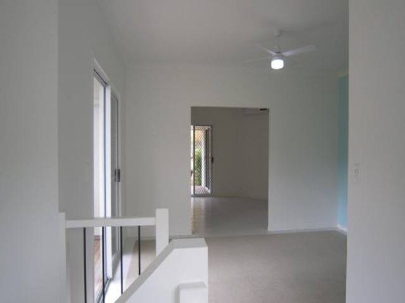 9 Ogilvie Street, Bundamba QLD 4304