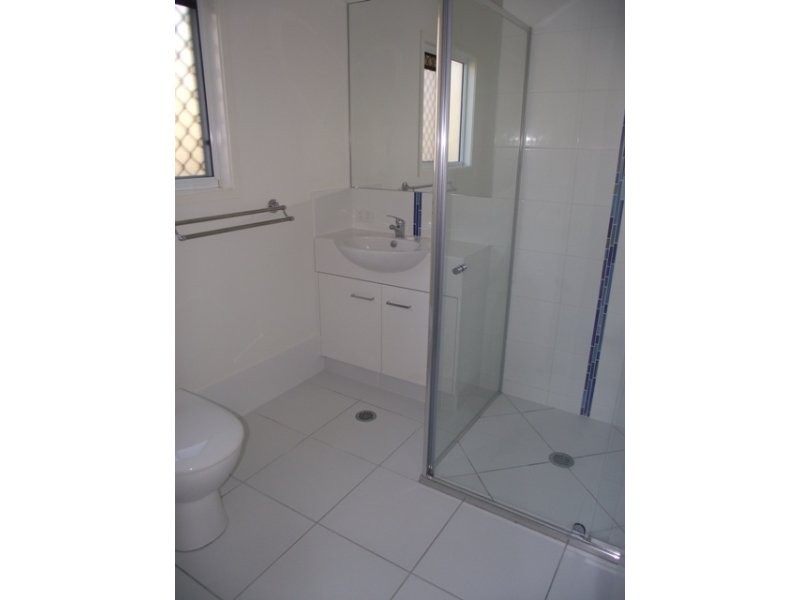 9 Ogilvie Street, Bundamba QLD 4304