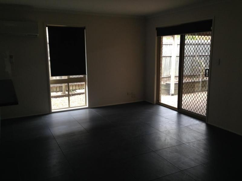 325 South Station Road, Raceview QLD 4305