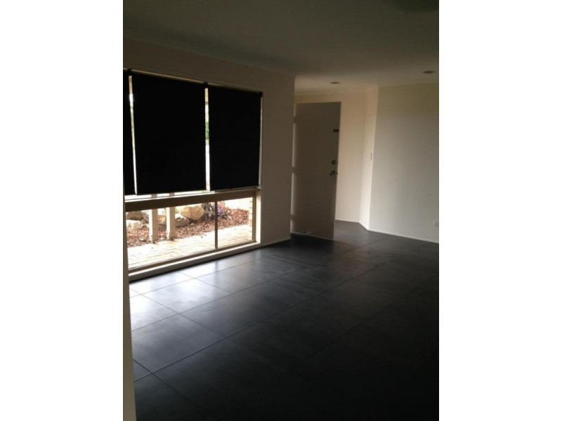 325 South Station Road, Raceview QLD 4305