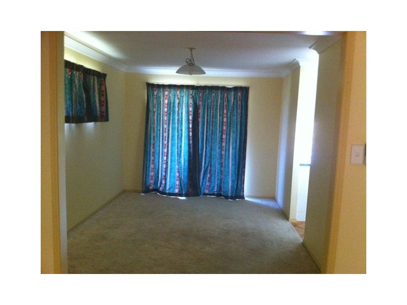 61 Sandalwood Drive, Yamanto QLD 4305
