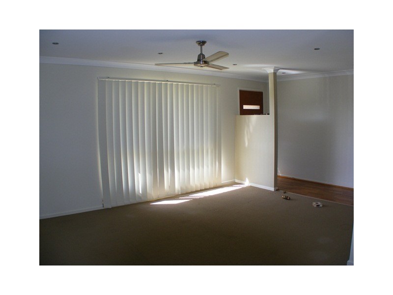 18 Connemara Court, Yamanto QLD 4305