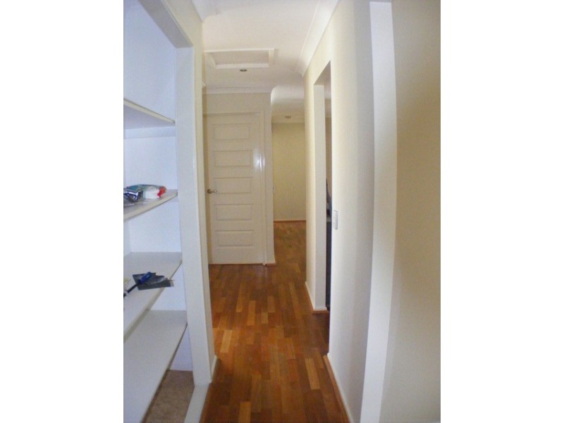 18 Connemara Court, Yamanto QLD 4305