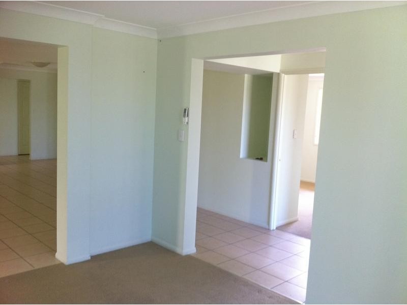 65 Lakeview Drive, Deebing Heights QLD 4306