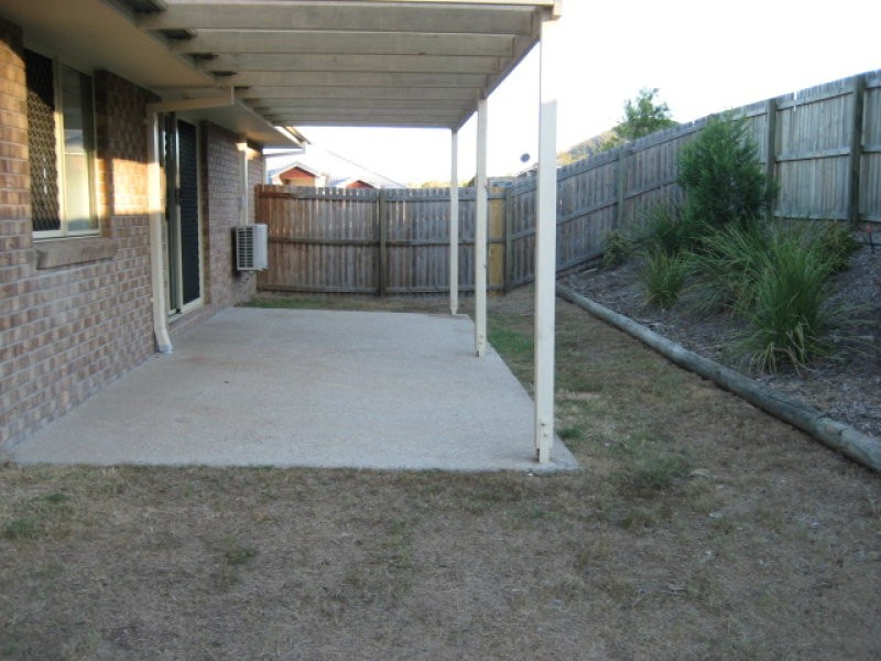 65 Lakeview Drive, Deebing Heights QLD 4306