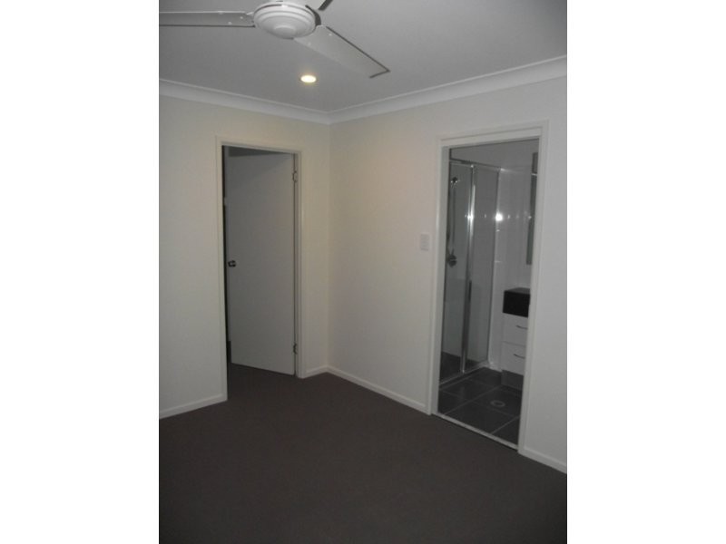 28 Lennon Lane, North Ipswich QLD 4305