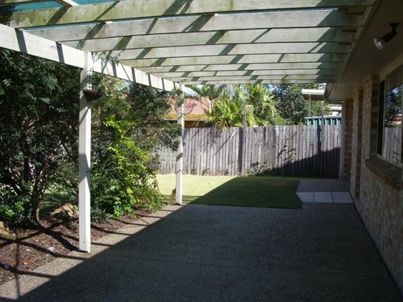 5 Cocos Place, Raceview QLD 4305
