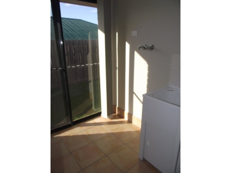 18 Sandhurst Place, Brassall QLD 4305