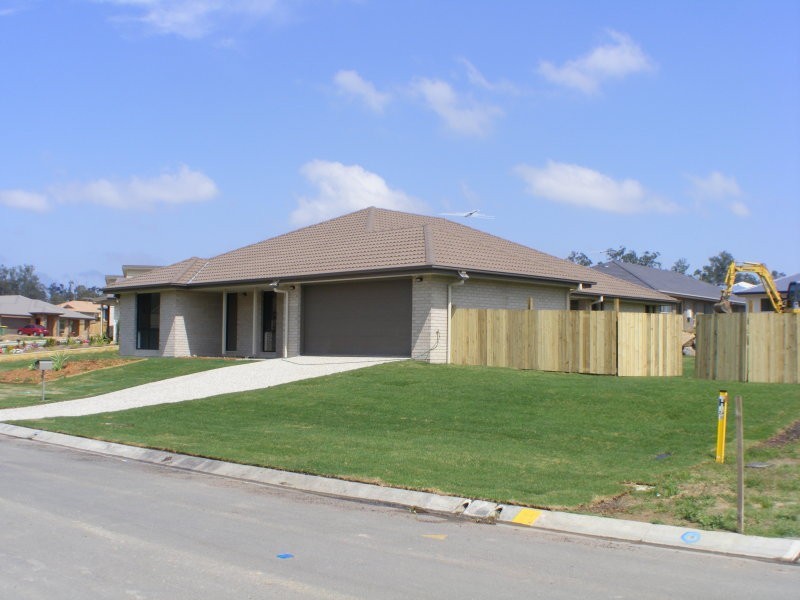 10 Piccadilly Court, Deebing Heights QLD 4306