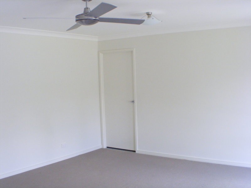 10 Piccadilly Court, Deebing Heights QLD 4306