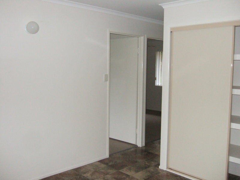 5 Resolution Parade, Flinders View QLD 4305