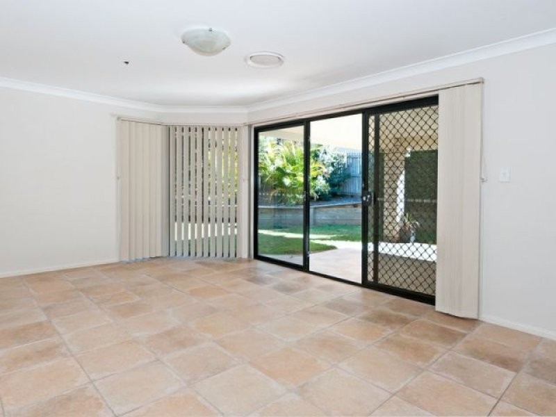 15 Ranken Court, Brassall QLD 4305