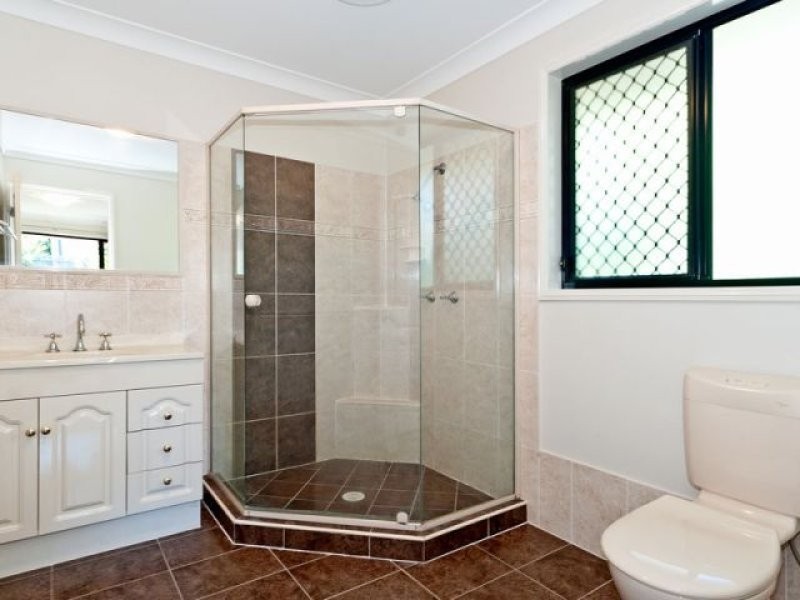 15 Ranken Court, Brassall QLD 4305