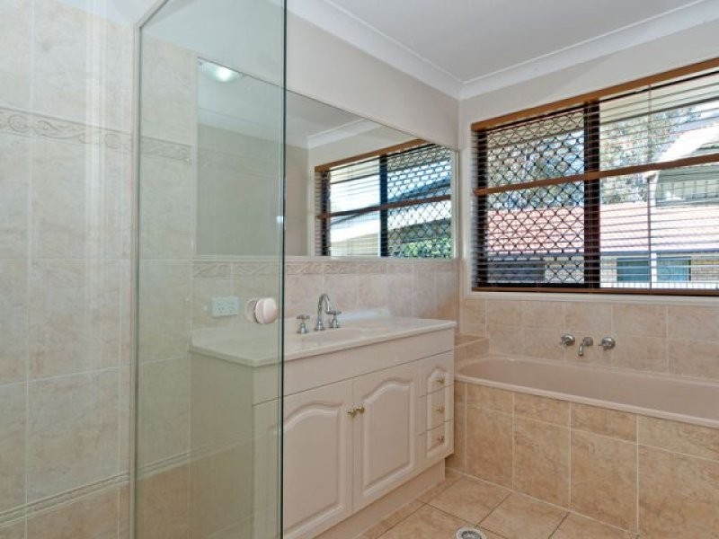 15 Ranken Court, Brassall QLD 4305