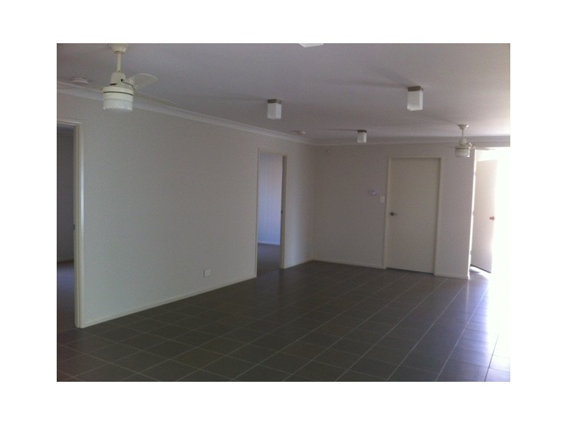 14 Petal Place, Yamanto QLD 4305