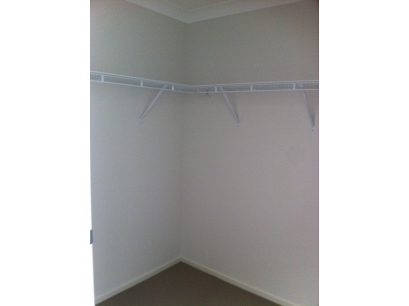 14 Petal Place, Yamanto QLD 4305