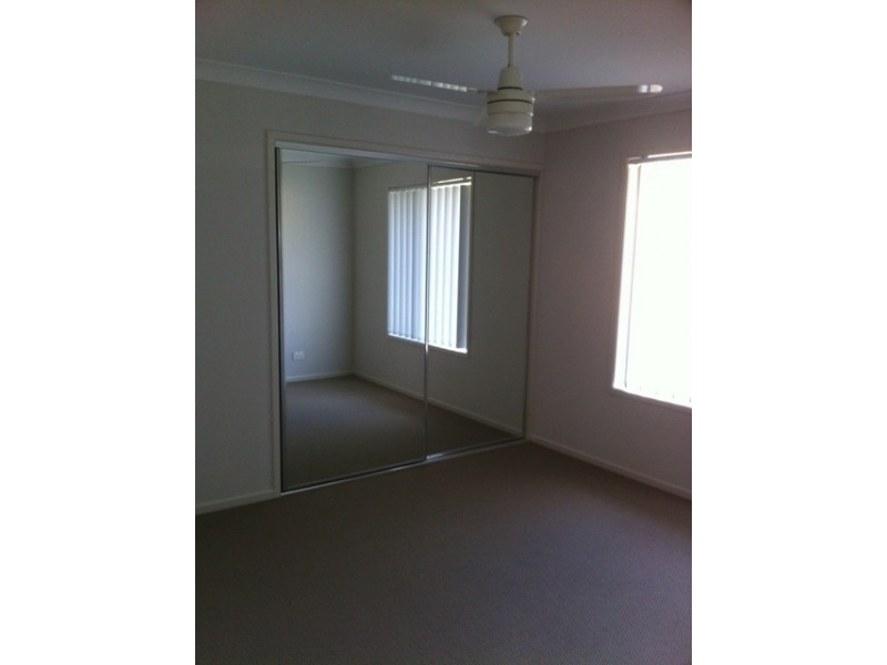 14 Petal Place, Yamanto QLD 4305