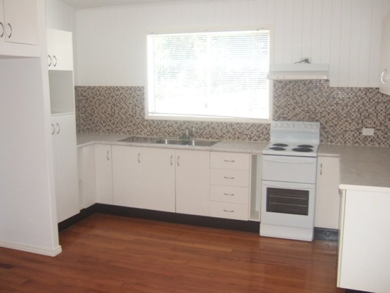 2 Maher Street, North Ipswich QLD 4305