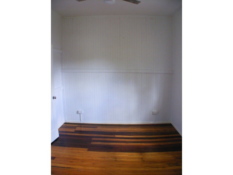 2 Maher Street, North Ipswich QLD 4305