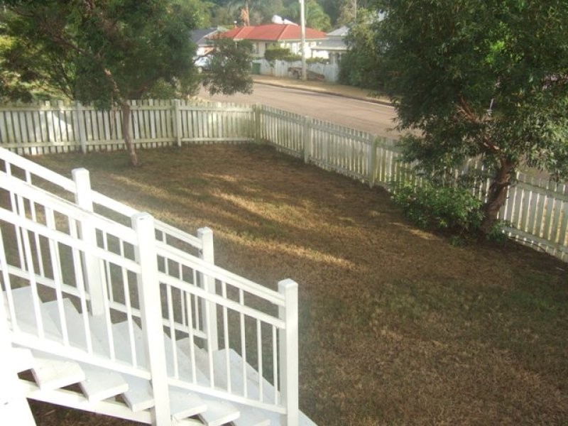 2 Maher Street, North Ipswich QLD 4305