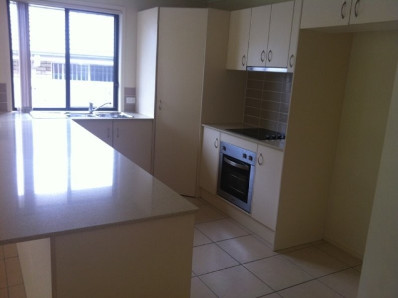 42 Brittany Crescent, Raceview QLD 4305
